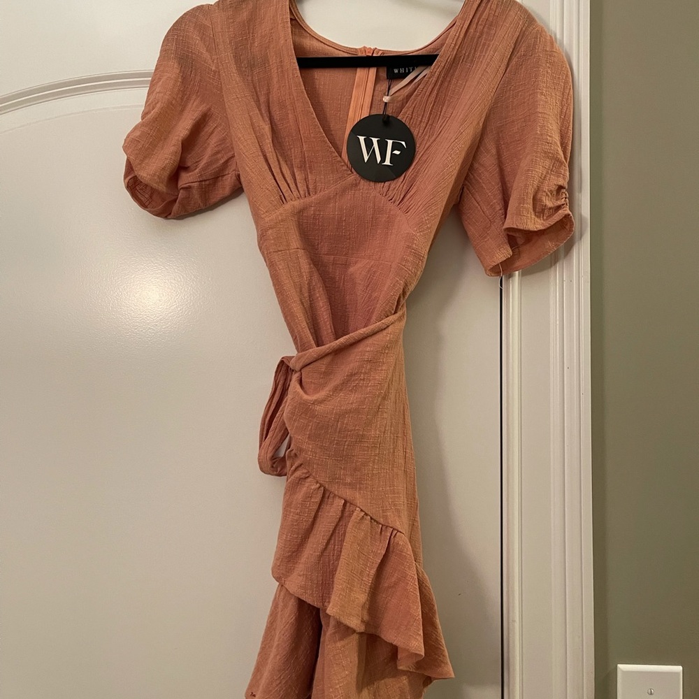 White fox boutique perfect spring dress!